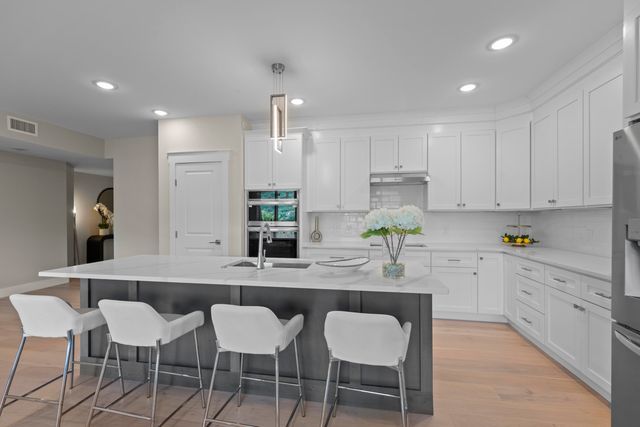 745 Manhattan Boulevard, 203, Dayton, KY 41074