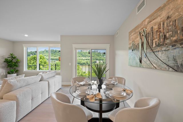 745 Manhattan Boulevard, 203, Dayton, KY 41074