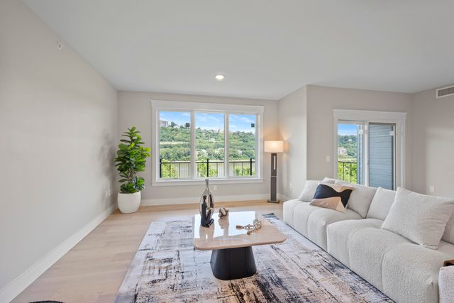 745 Manhattan Boulevard, 203, Dayton, KY 41074