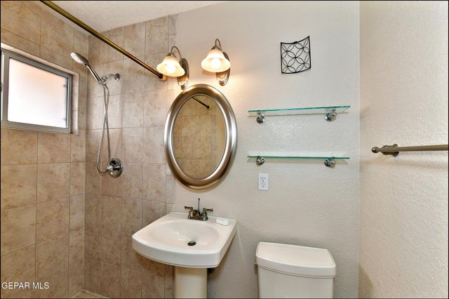 7830 Basswood Avenue, El Paso, TX 79925