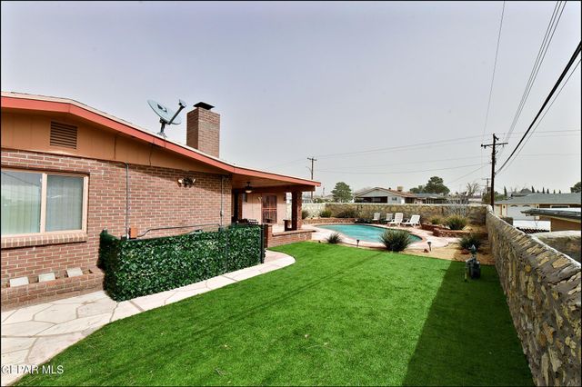 7830 Basswood Avenue, El Paso, TX 79925