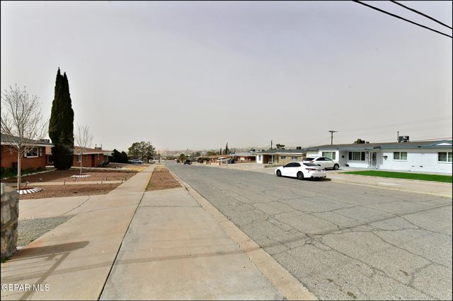 7830 Basswood Avenue, El Paso, TX 79925
