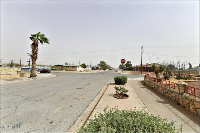 7830 Basswood Avenue, El Paso, TX 79925