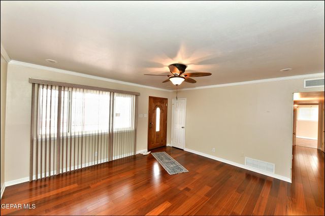 7830 Basswood Avenue, El Paso, TX 79925