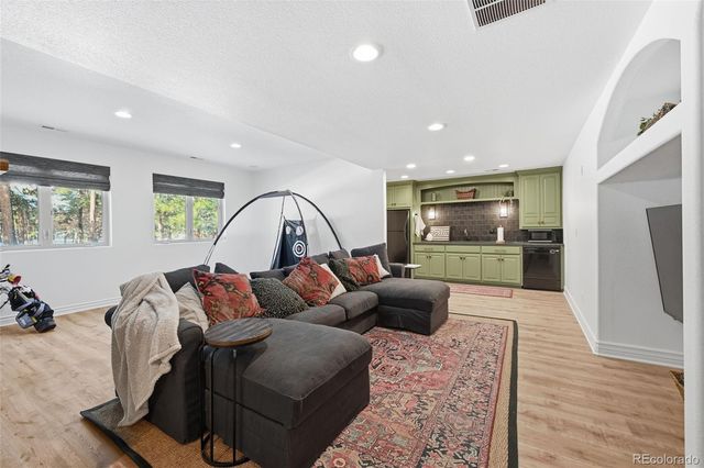 18030 Bankhurst Court, Monument, CO 80132