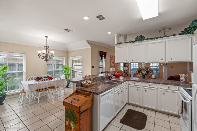 6004 Kateland Circle, Bossier City, LA 71111