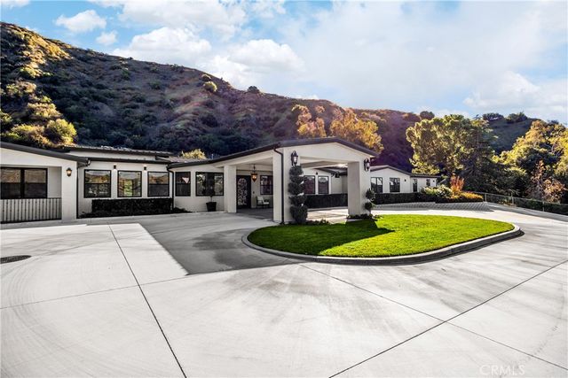 31615 Live Oak Canyon, Redlands, CA 92373