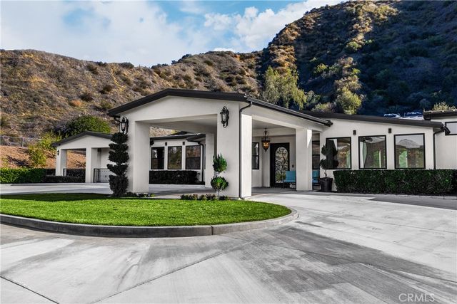 31615 Live Oak Canyon, Redlands, CA 92373