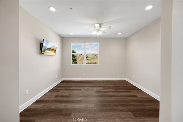 31615 Live Oak Canyon, Redlands, CA 92373