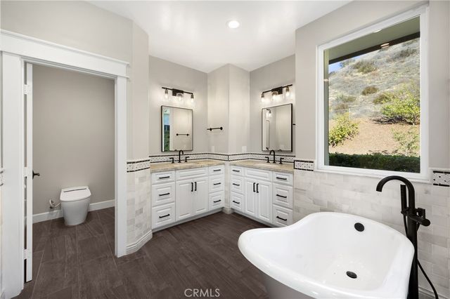 31615 Live Oak Canyon, Redlands, CA 92373