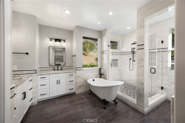 31615 Live Oak Canyon, Redlands, CA 92373