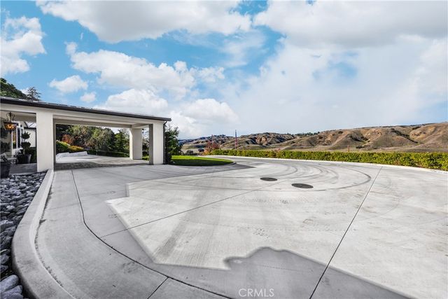 31615 Live Oak Canyon, Redlands, CA 92373