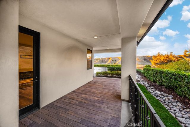 31615 Live Oak Canyon, Redlands, CA 92373