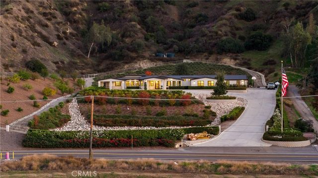 31615 Live Oak Canyon, Redlands, CA 92373