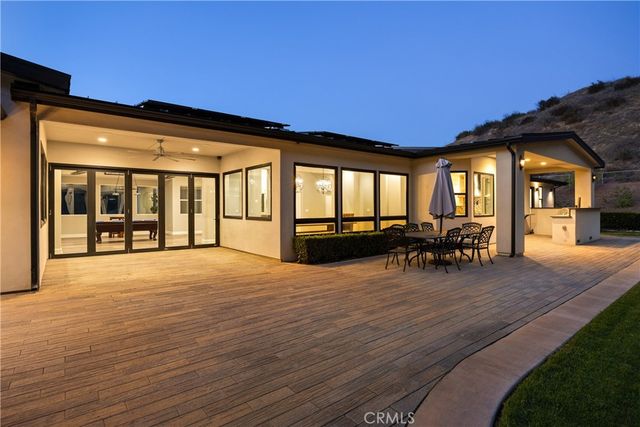 31615 Live Oak Canyon, Redlands, CA 92373