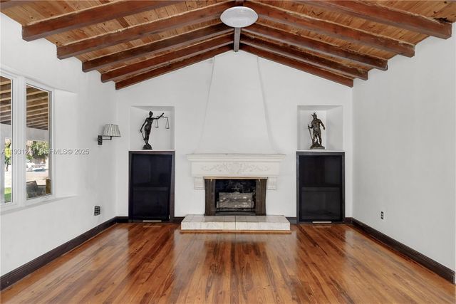 820 NE 83rd St, Miami, FL 33138