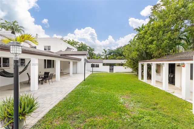 820 NE 83rd St, Miami, FL 33138