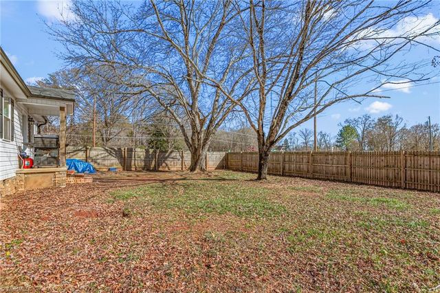 118 Shady Grove Road, Eden, NC 27288