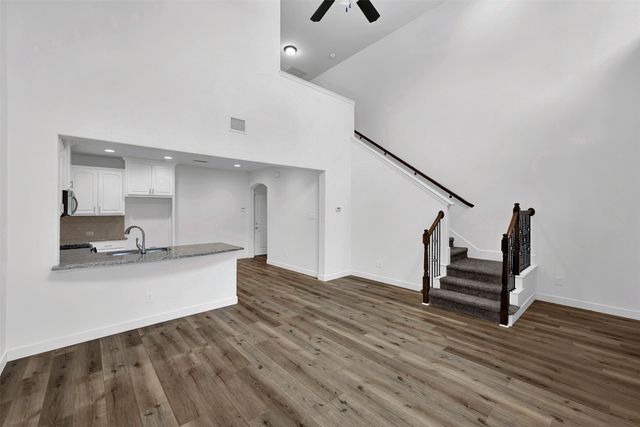 736 S Greenville Avenue, Richardson, TX 75081