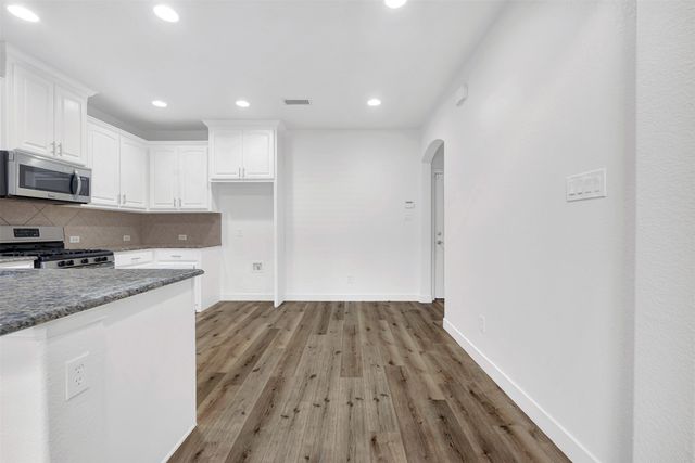 736 S Greenville Avenue, Richardson, TX 75081