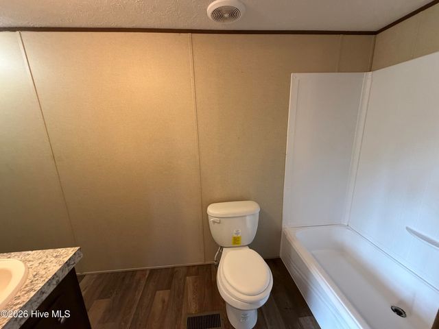 840 Belgrade Swansboro Road, Stella, NC 28582