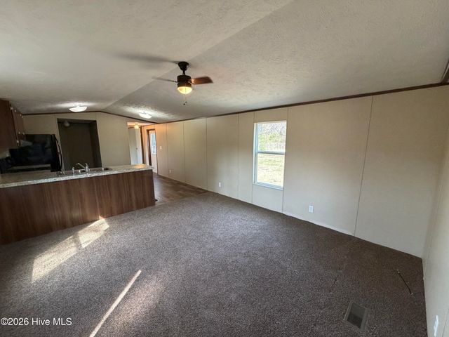 840 Belgrade Swansboro Road, Stella, NC 28582