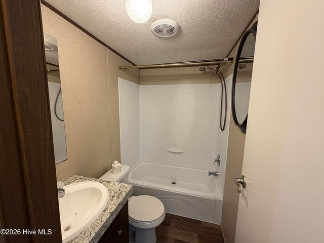 840 Belgrade Swansboro Road, Stella, NC 28582