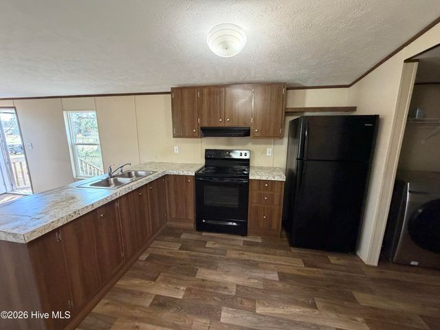 840 Belgrade Swansboro Road, Stella, NC 28582