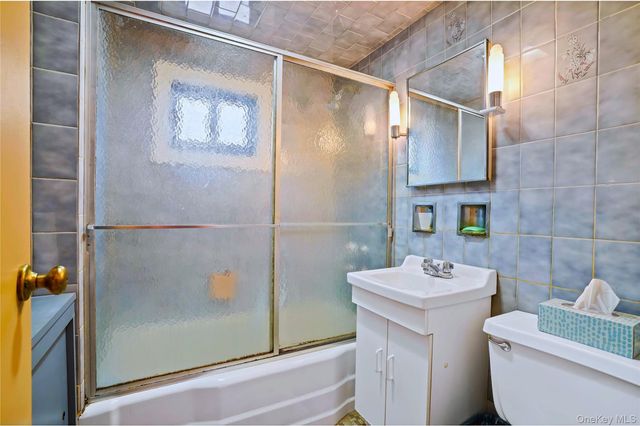 6161 62nd Avenue, Middle Village, NY 11379