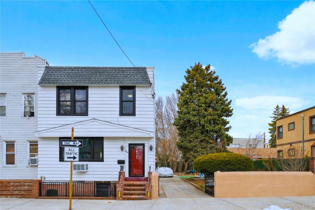 6161 62nd Avenue, Middle Village, NY 11379