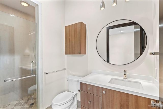 1421 Encanto Service Road, Weslaco, TX 78596