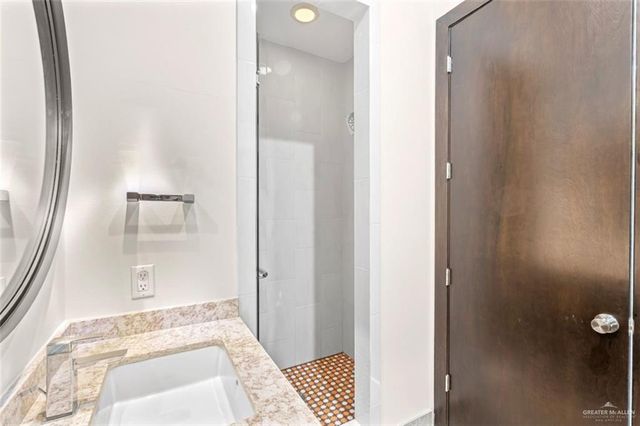 1421 Encanto Service Road, Weslaco, TX 78596