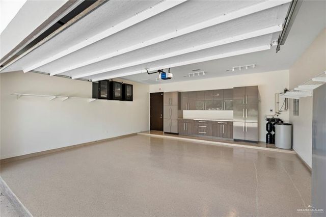 1421 Encanto Service Road, Weslaco, TX 78596