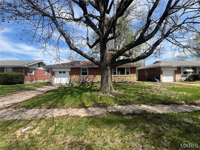 324 Gage Drive, Ferguson, MO 63135