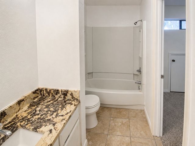 530 Rawls Circle, Irving, TX 75061