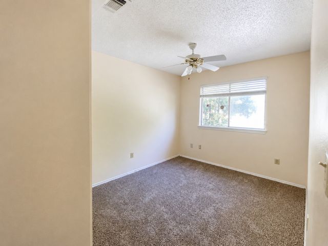 530 Rawls Circle, Irving, TX 75061