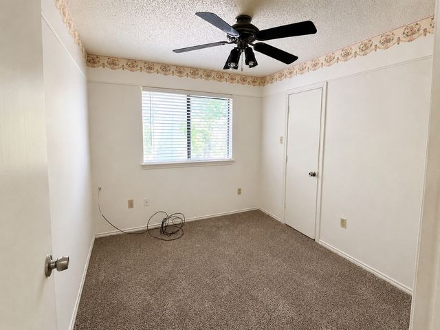 530 Rawls Circle, Irving, TX 75061