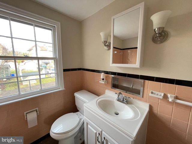 226 SYCAMORE RD, Reading, PA 19611