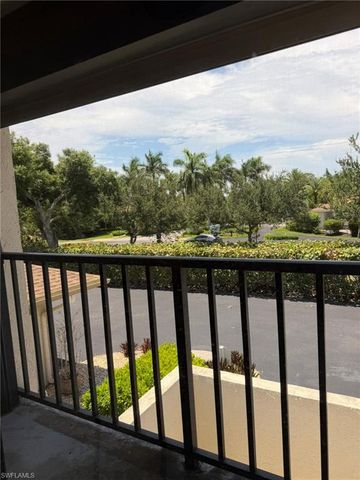 576 Retreat DR 201, Naples, FL 34110