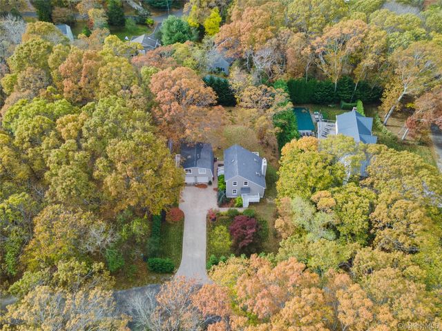 33 Whalers Drive, Sag Harbor, NY 11963