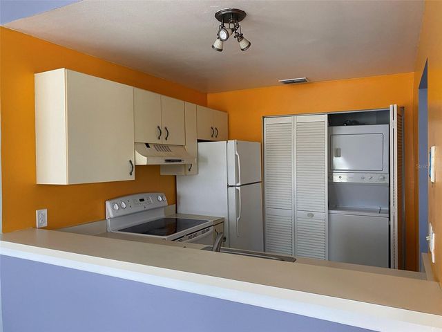 2508 WOODGATE BOULEVARD 201, Orlando, FL 32822