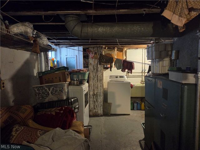 10918 Oliver Road, Cleveland, OH 44111
