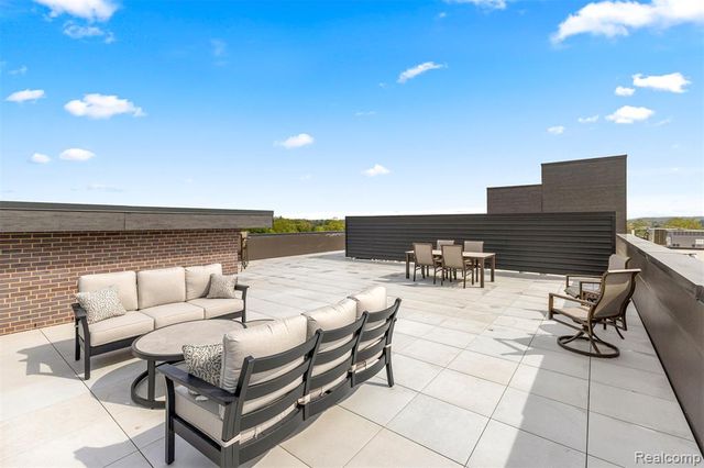 156 N Center Unit 203, Northville, MI 48167