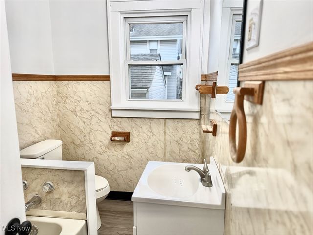 1241 Bedford Avenue SW, Canton, OH 44710