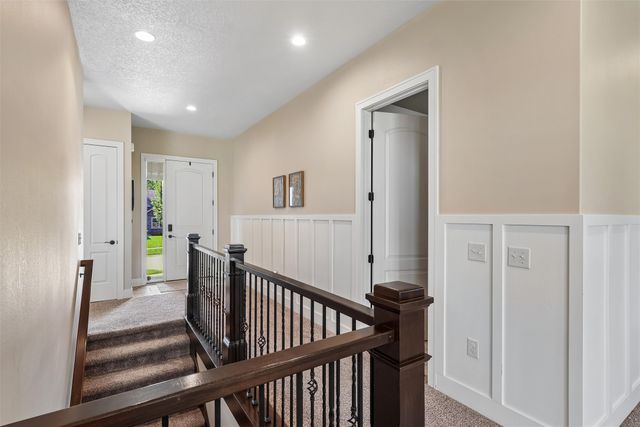 520 Timberview Drive, Adel, IA 50003