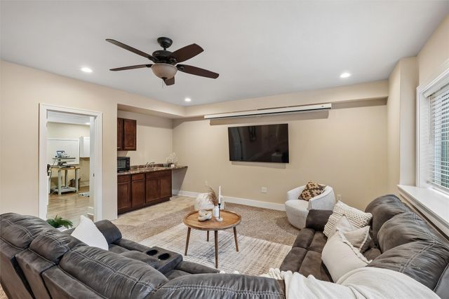 520 Timberview Drive, Adel, IA 50003