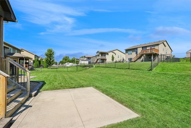 520 Timberview Drive, Adel, IA 50003