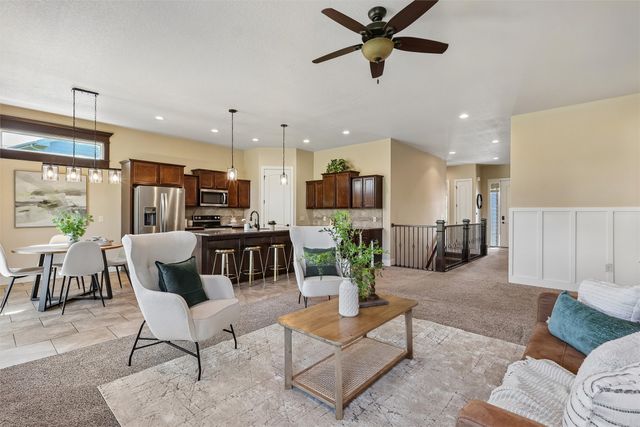 520 Timberview Drive, Adel, IA 50003