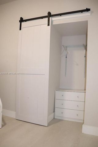 214 SW 2nd Ter, Dania Beach, FL 33004
