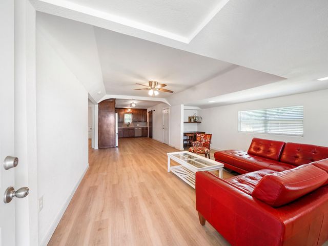 111 Holderrieth Boulevard, Tomball, TX 77375